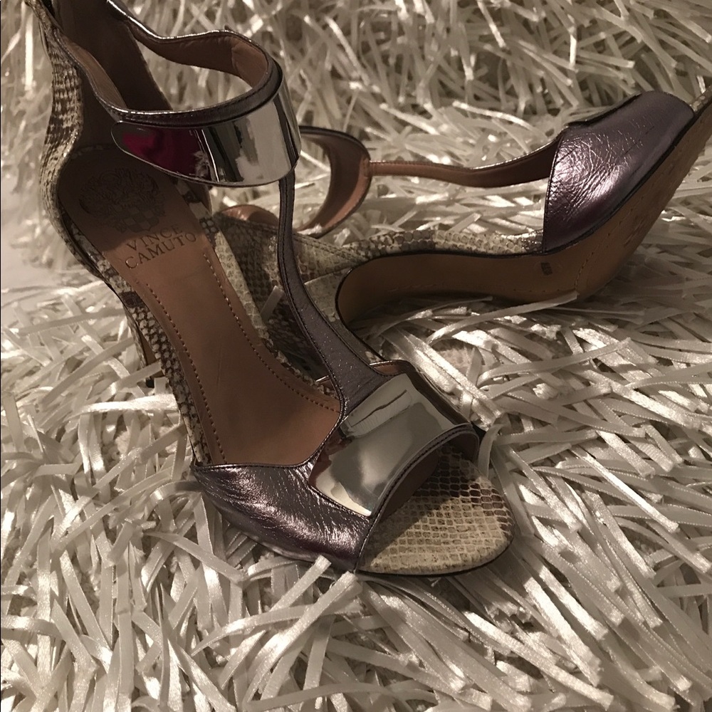 Vince Camuto Kipton stilettos silver & white - Picture 5 of 8